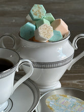 Load image into Gallery viewer, Gold Glittering Shimmering Sugar Shape Hex Drops Sugar Cubes for Coffee Tea Cocktails and More