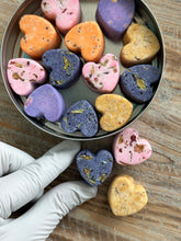 Load image into Gallery viewer, Sugar Heart Drops Sugar Cubes with Flavor & Real Flowers - Vanilla Lemon Cinnamon Butterfly Pea Rose Orange
