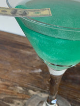 Load image into Gallery viewer, Mini Edible $100 Bill Money Drink Rim Details