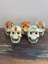Load image into Gallery viewer, Ready to Decorate DIY Sugar Skulls for Dia De Los Muertos Day of the Dead Celebrations